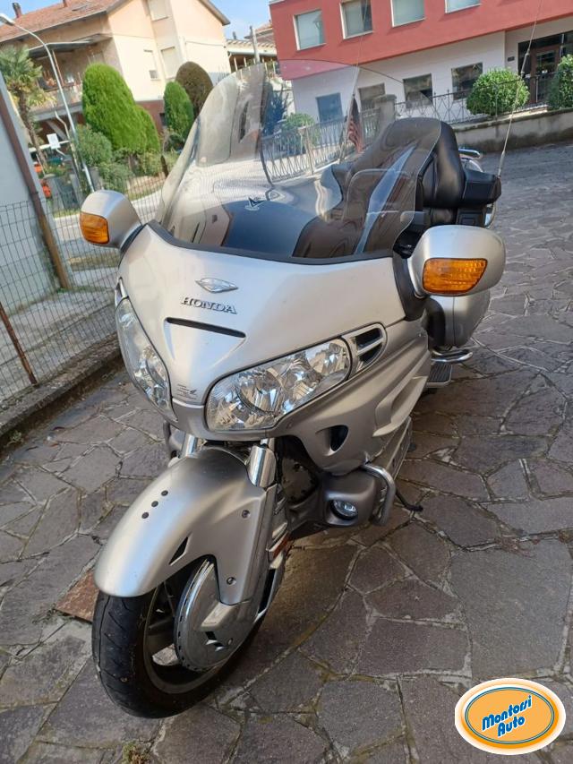 HONDA GL 1800 Argento metallizzato