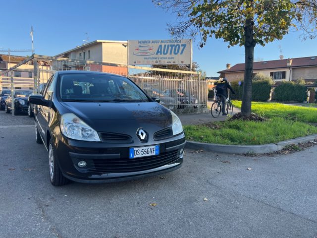 RENAULT Clio Storia 1.2 16V 5 porte Confort 