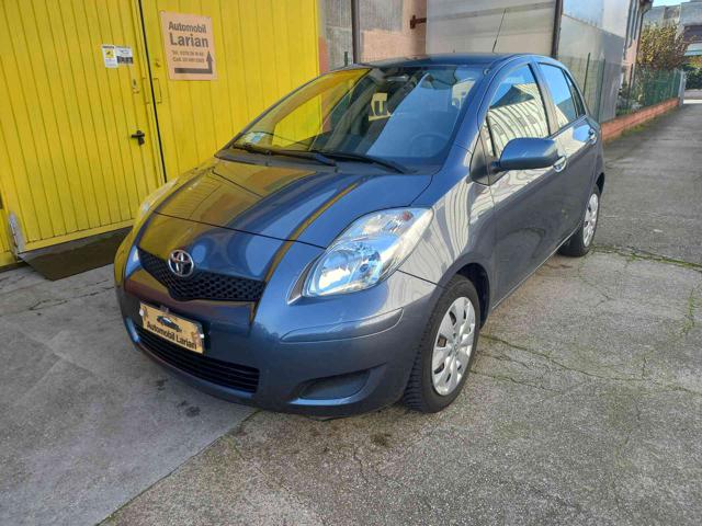 TOYOTA Yaris 1.3 5 porte Sol 