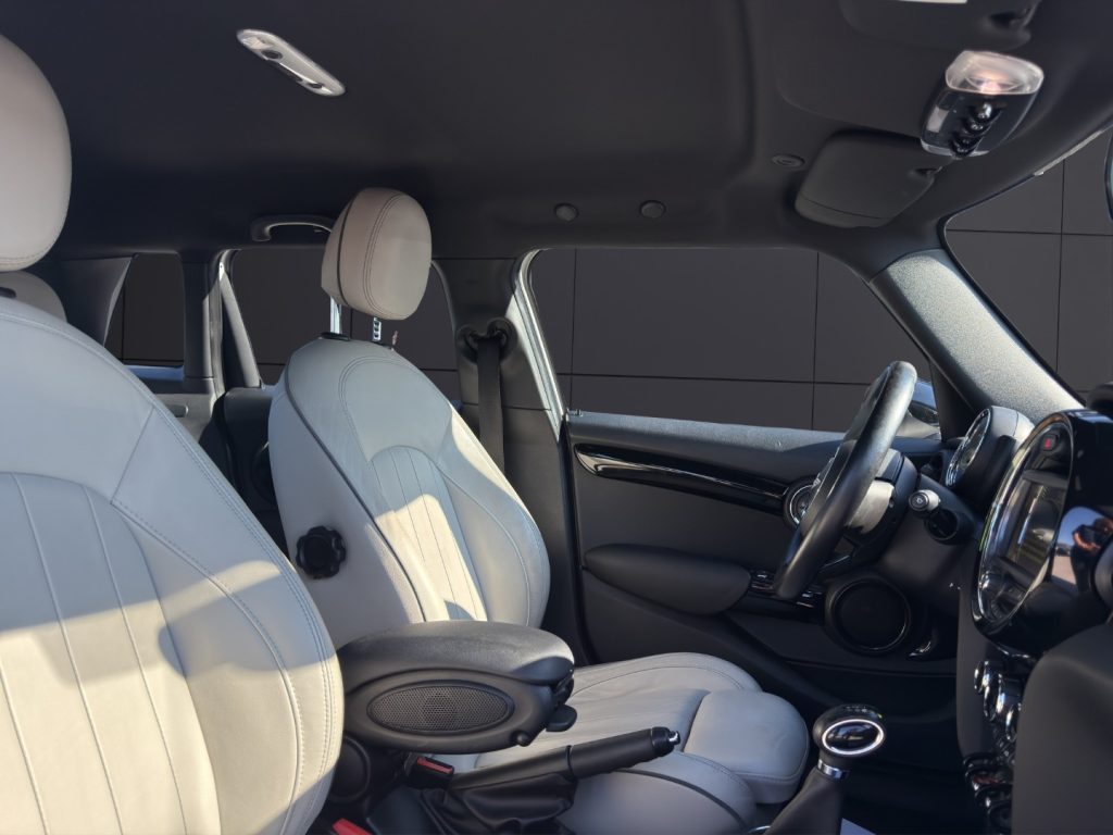 MINI Cooper 1.5 Cooper Hype Auto - 18