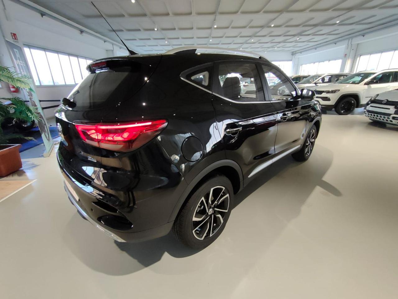 MG ZS Classic 1.5 VTi-tech Luxury - 4