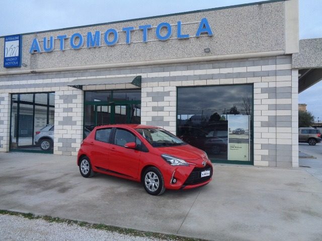 TOYOTA Yaris 1.0 5 porte Active 