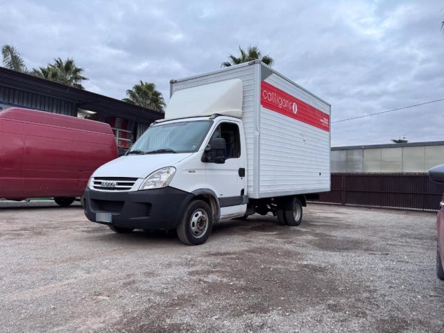 IVECO Daily Bianco pastello