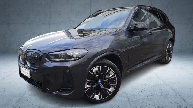 BMW iX3 MSport Impressive + Tetto 