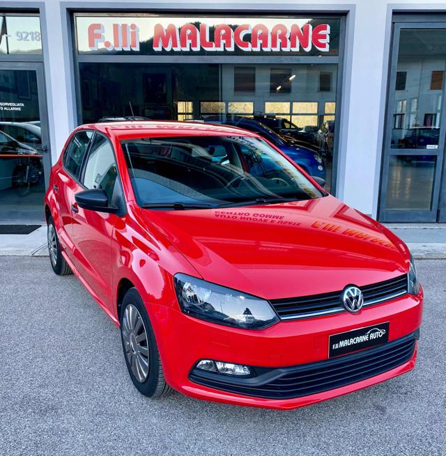 VOLKSWAGEN Polo Rosso pastello