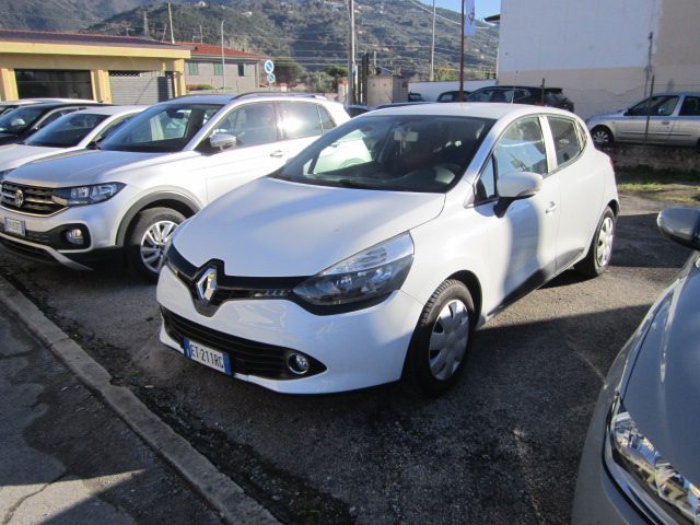 RENAULT Clio 1.2 75CV 5 porte Wave 