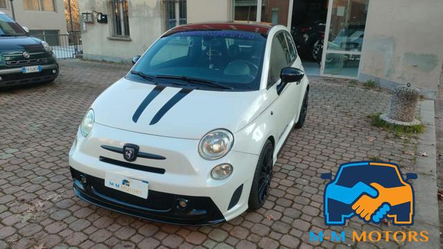 ABARTH 500 1.4 Turbo T-Jet Custom 