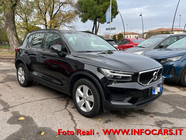 VOLVO XC40 Nero metallizzato