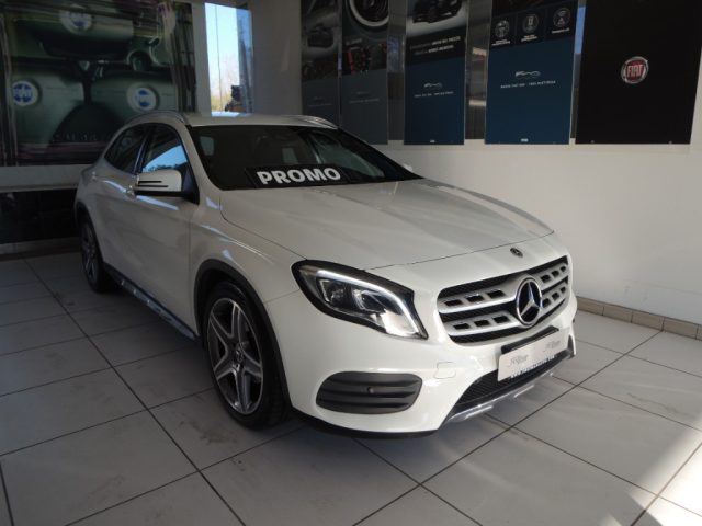 MERCEDES-BENZ GLA 200 d Automatic Premium 