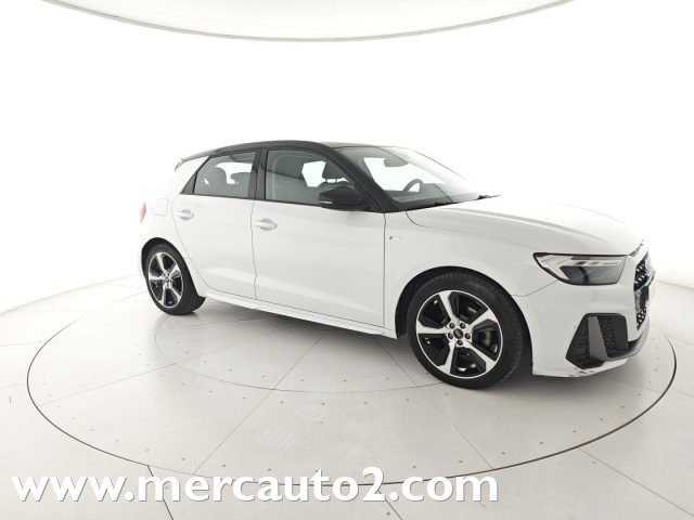 AUDI A1 Bianco pastello