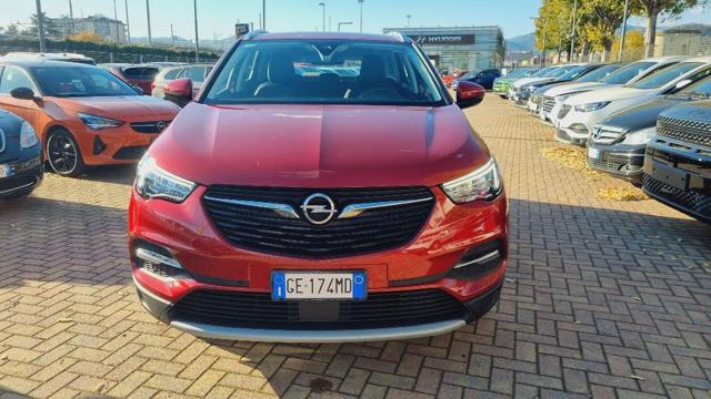 OPEL Grandland X Bordeaux metallizzato