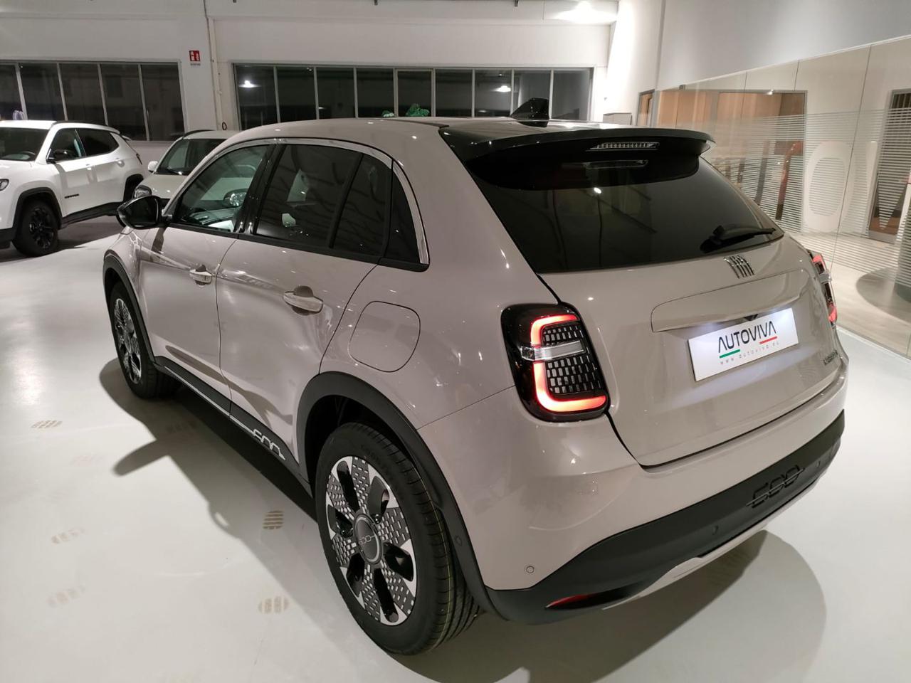 FIAT 600 Hybrid DCT MHEV La Prima 100CV - 6