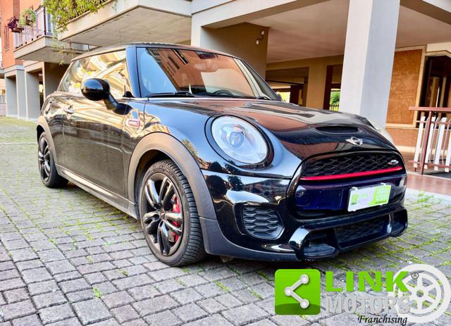 MINI John Cooper Works Hatch JCW 2.0 231 CV Automatic 