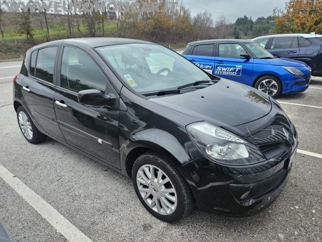 RENAULT Clio 1.2 Dynamique 