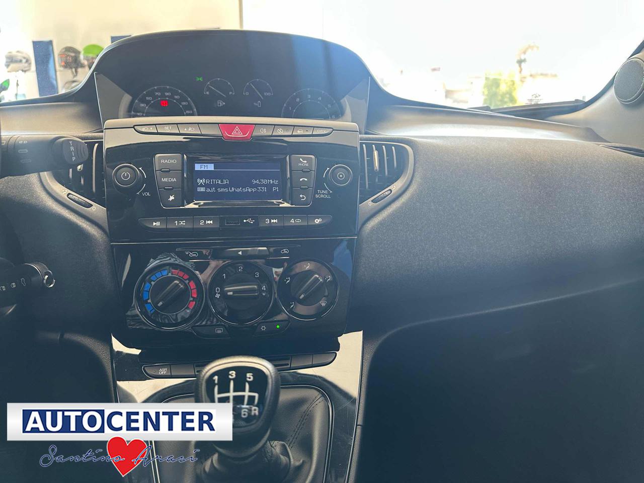 LANCIA Ypsilon 1.0 FireFly 5 porte S&S Hybrid Silver Plus - 14