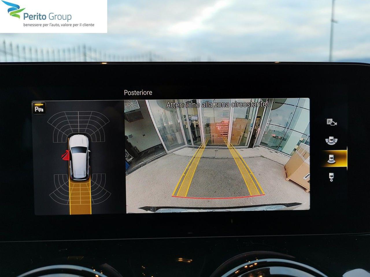 MERCEDES-BENZ GLB 180 d Automatic Sport con gancio traino elettronico - 15