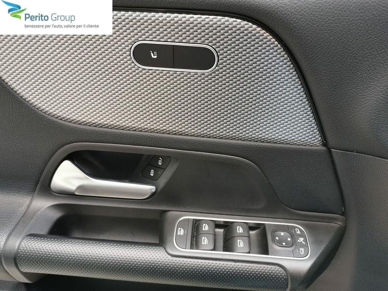 MERCEDES-BENZ GLB 180 d Automatic Sport con gancio traino elettronico - 17