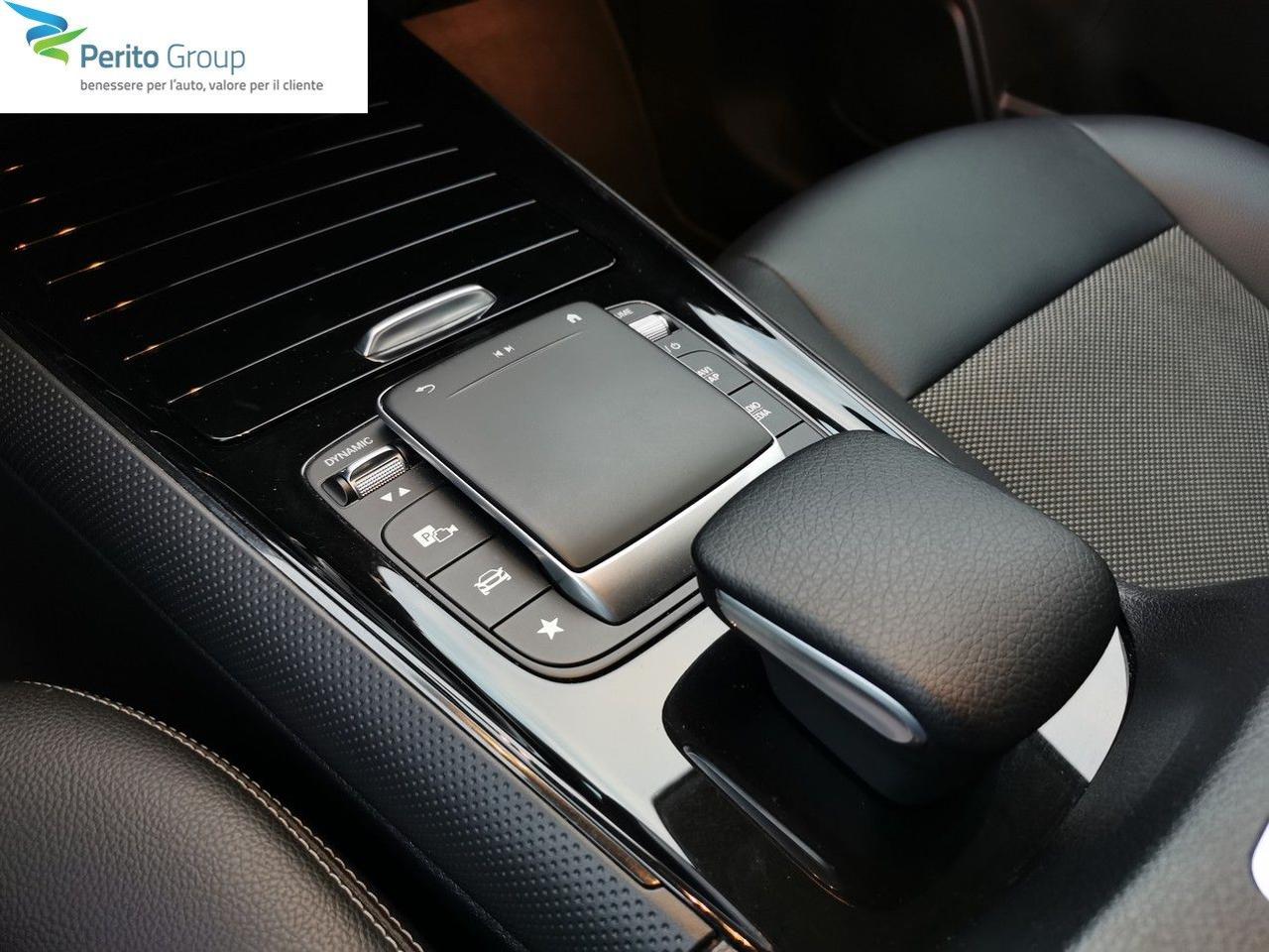 MERCEDES-BENZ GLB 180 d Automatic Sport con gancio traino elettronico - 16