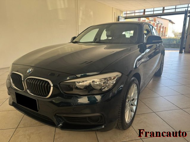 BMW 116 Blu metallizzato