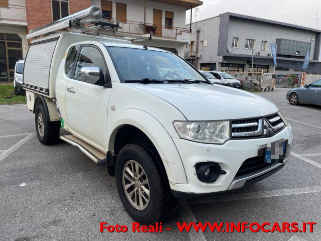 MITSUBISHI L200 Bianco pastello