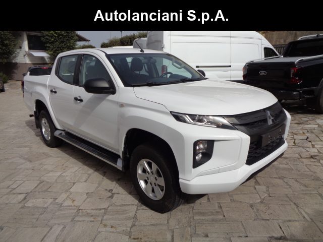 MITSUBISHI L200 2300 D DOUBLE CAB 4x4 CARPLAY ITALIANA 