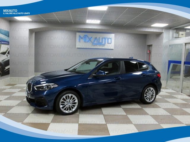 BMW 118 Blu metallizzato