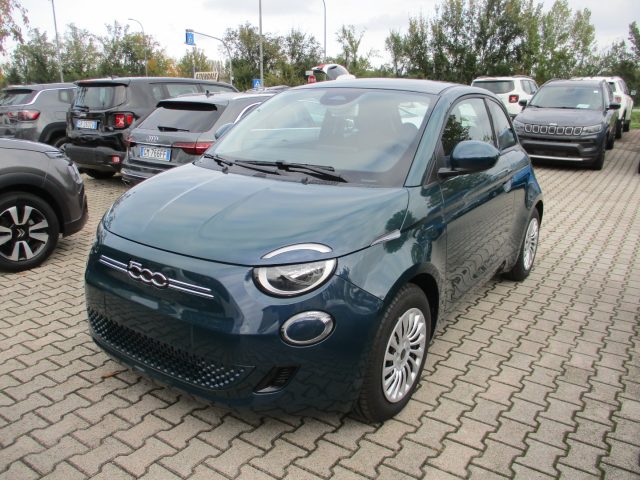 FIAT 500e Verde metallizzato