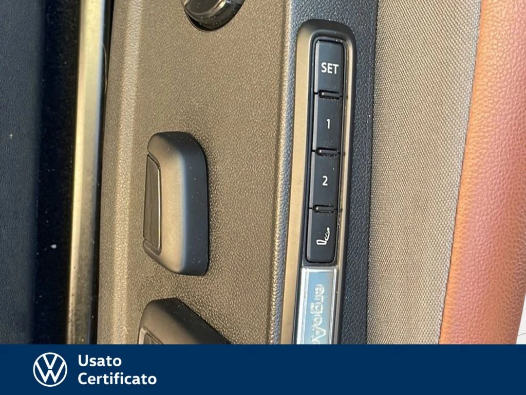 VOLKSWAGEN ID.4 77 kwh 1st edition 204cv - 19