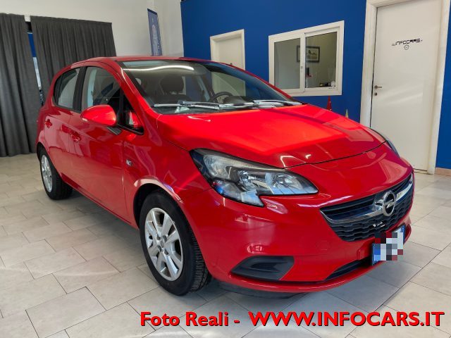 OPEL Corsa Rosso pastello