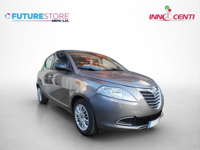 LANCIA Ypsilon 1.2 69 CV 5 porte GPL Ecochic Silver 