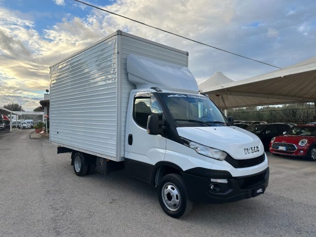 IVECO Daily Bianco pastello