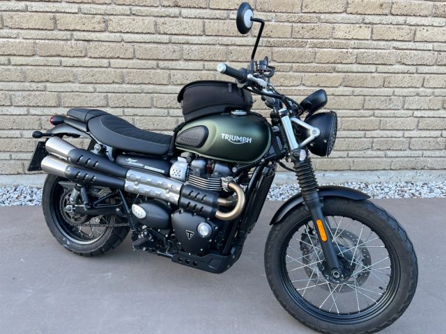 TRIUMPH Street Scrambler 900 Verde pastello