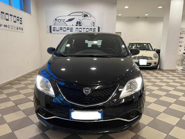 LANCIA Ypsilon 1.2 69 CV 5 porte GPL Ecochic Silver#NEOPATENTATI 