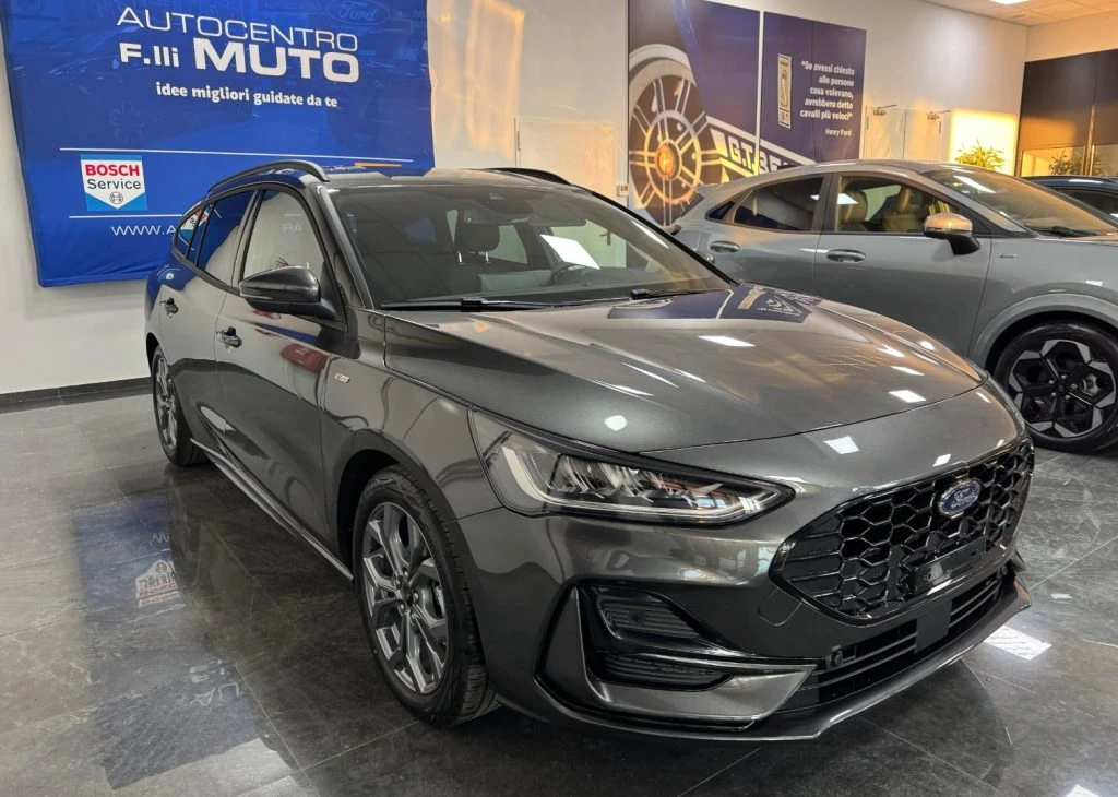FORD Focus 1.5 EcoBlue 115 CV automatico SW ST-Line - 3
