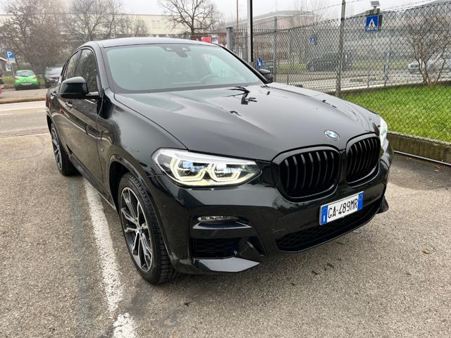 BMW X4 Nero metallizzato