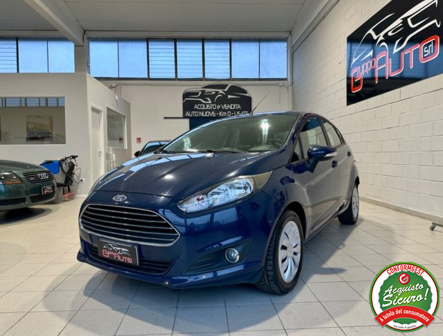 FORD Fiesta Blu pastello