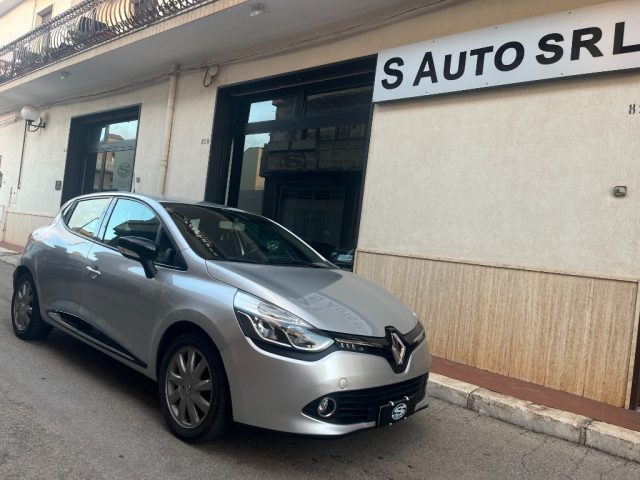 RENAULT Clio Argento metallizzato