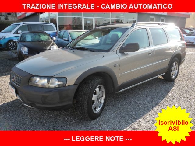 VOLVO XC70 2.4 D5 20v aut. AWD -omol. 7 POSTI-Iscrivibile ASI 