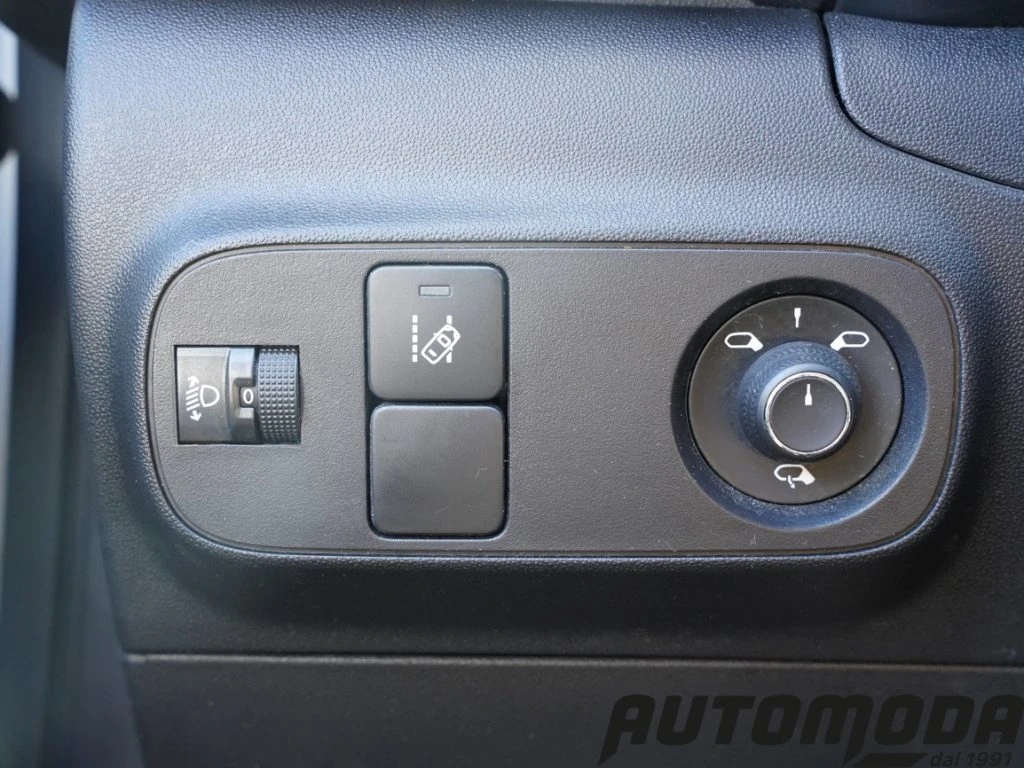 CITROEN C3 1.6 BLUEHDI - 17