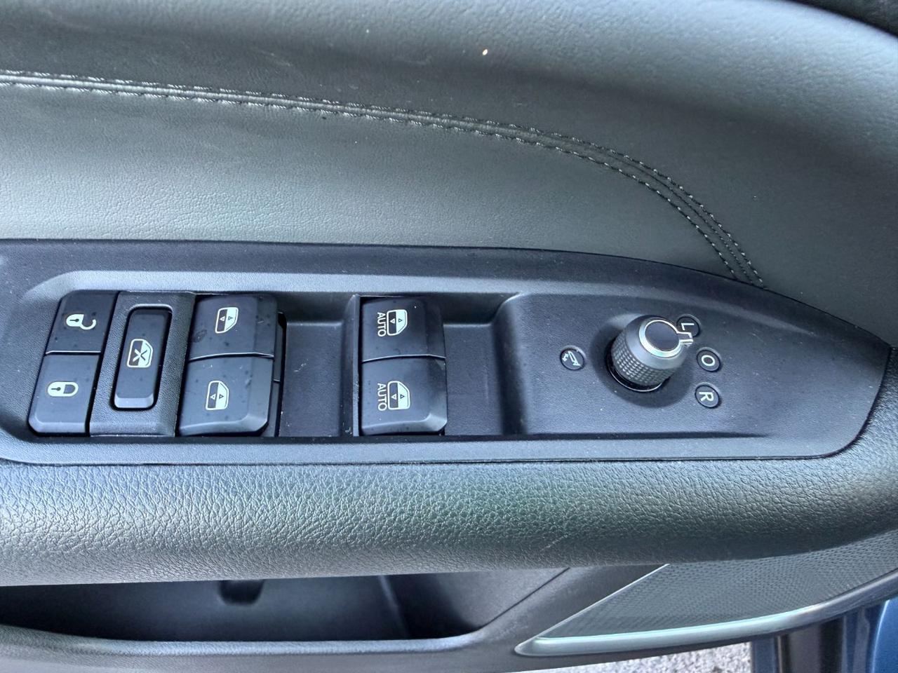JEEP Compass 1.6 MULTIJET II 2WD LIMITED+R.CAM+NAVI+CARPLAY - 14
