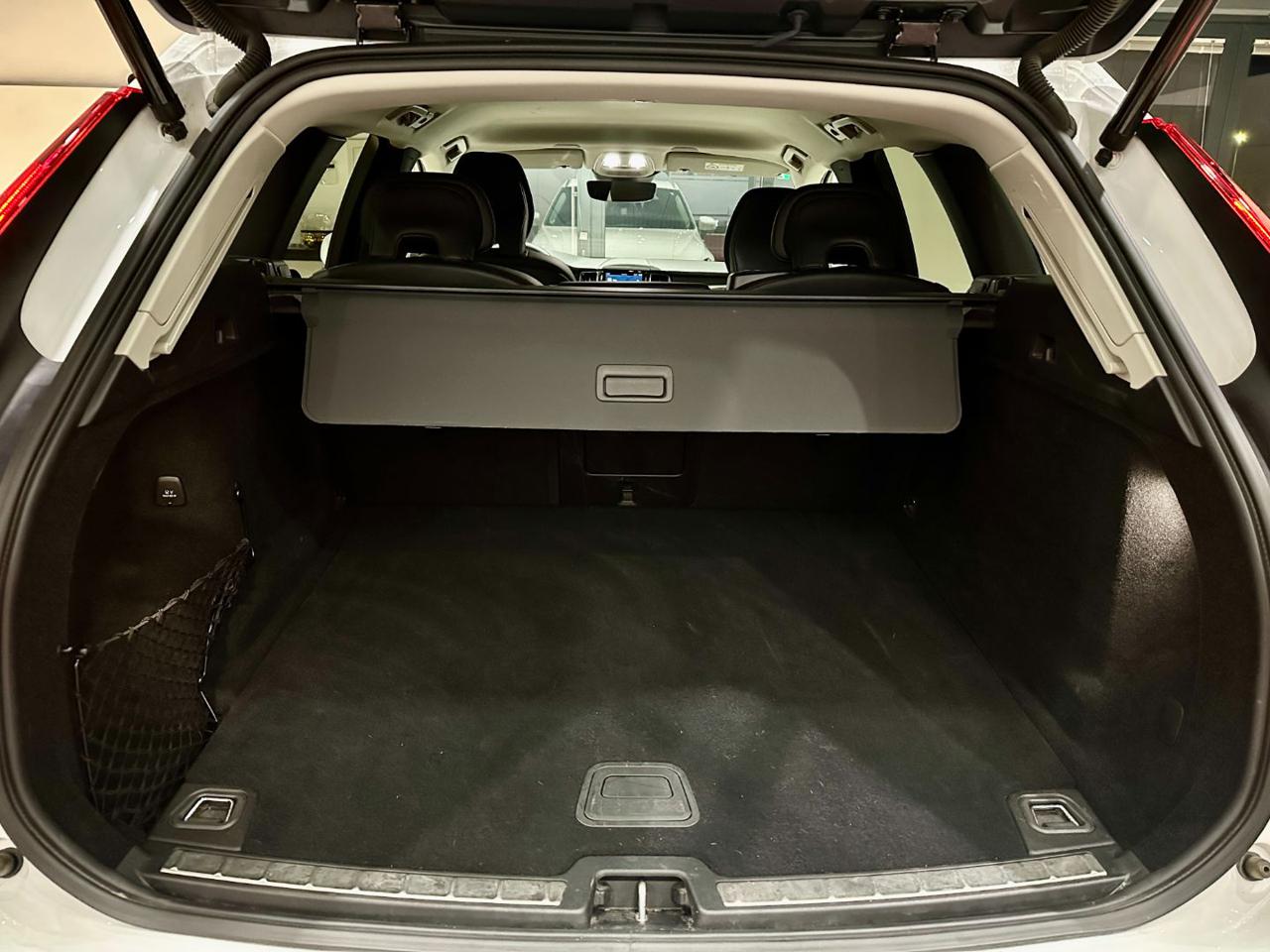 VOLVO XC60 B4 D 197cv Hybrid Geartronic Inscription MY21 - 23