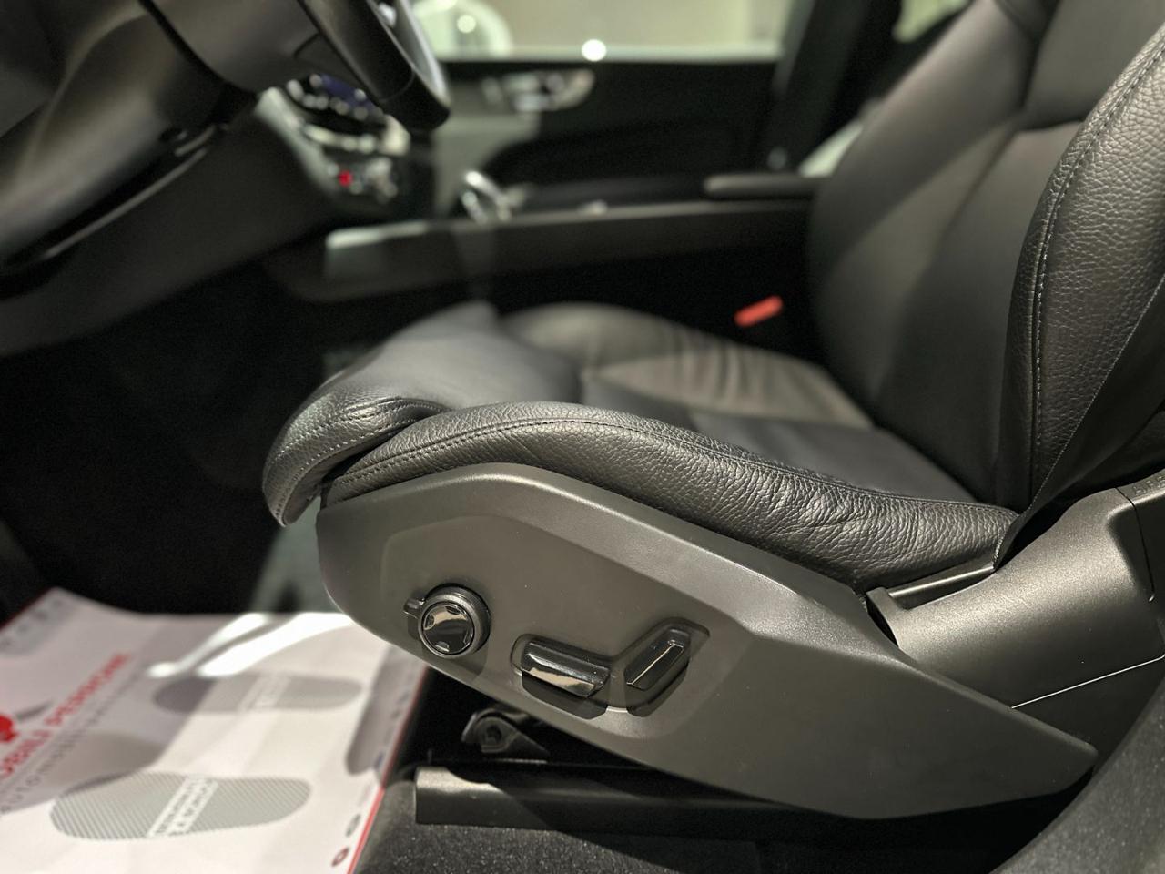 VOLVO XC60 B4 D 197cv Hybrid Geartronic Inscription MY21 - 21