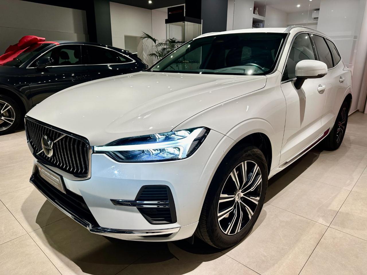 VOLVO XC60 B4 D 197cv Hybrid Geartronic Inscription MY21 - 4
