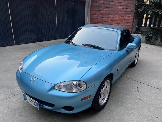 MAZDA MX-5 Azzurro metallizzato