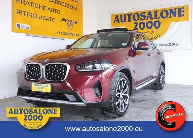 BMW X4 Bordeaux metallizzato