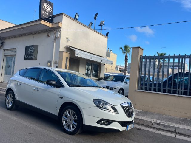 LANCIA Delta Beige pastello