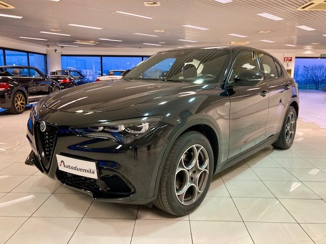 ALFA ROMEO Stelvio Nero metallizzato