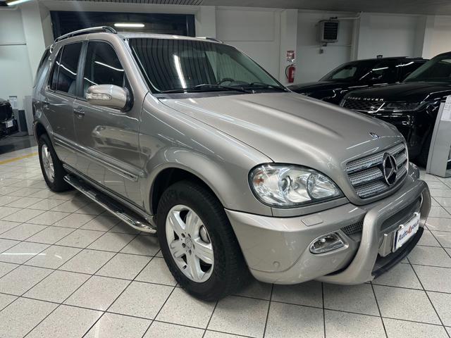 MERCEDES-BENZ ML 270 Argento metallizzato