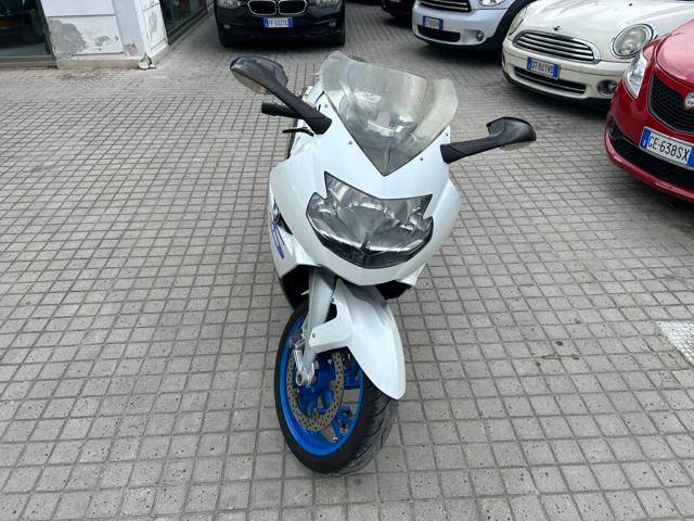 BMW K 1200 S Bianco pastello