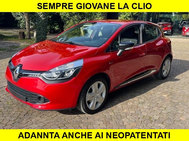 RENAULT Clio Rosso metallizzato